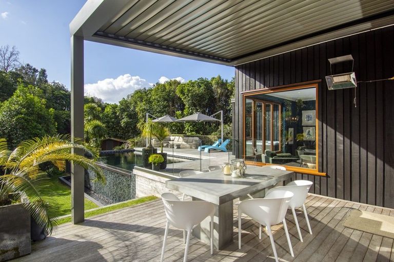 Photo of property in 19r Oceana Drive, Welcome Bay, Tauranga, 3175