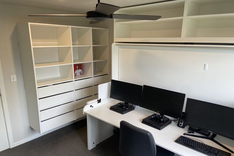 Photo of property in 7 Margan Avenue, New Lynn, Auckland, 0600