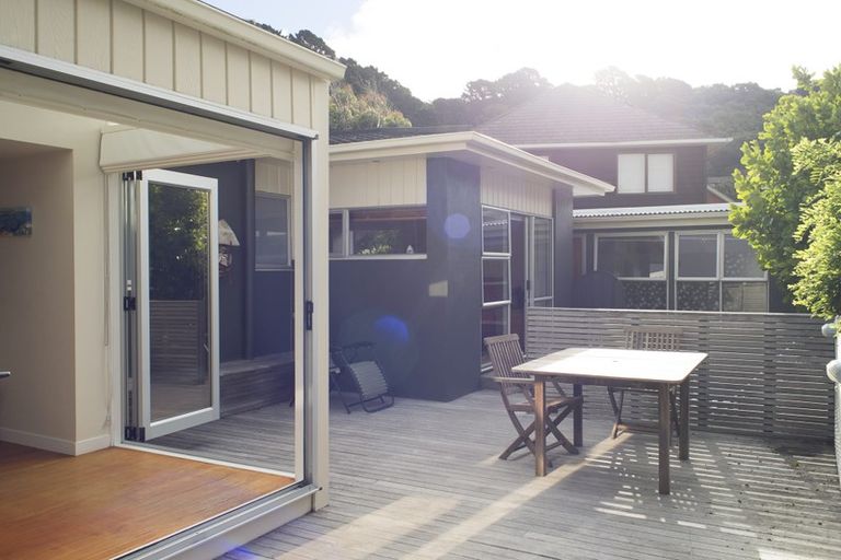 Photo of property in 19f3 Burnham Street, Seatoun, Wellington, 6022