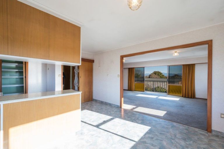 Photo of property in 2 Balmoral Place, Stoke, Nelson, 7011