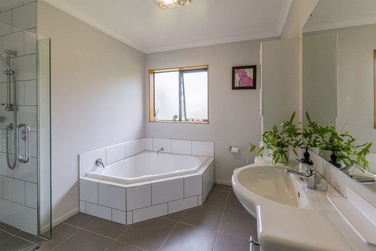 Photo of property in 99 Te Whanga Road, Levin, 5572