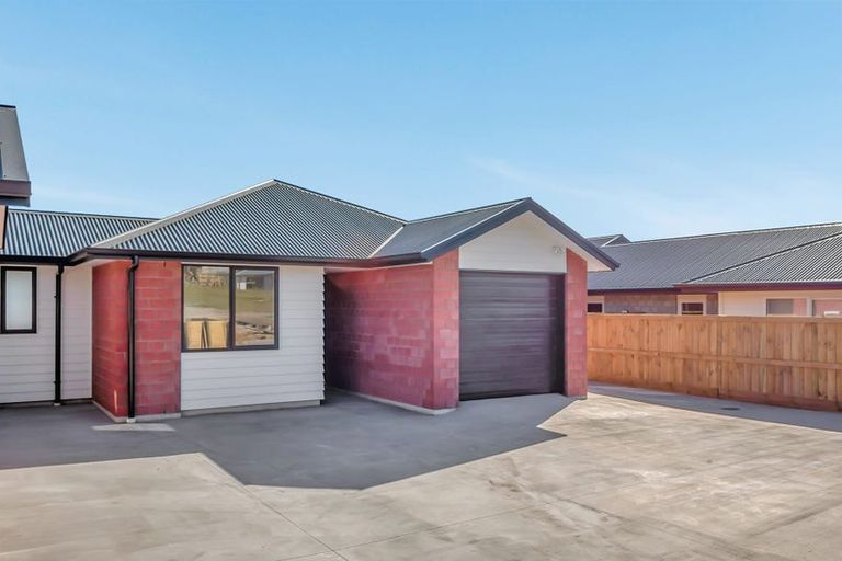 Photo of property in 33 Kiritiana Close, Pyes Pa, Tauranga, 3112