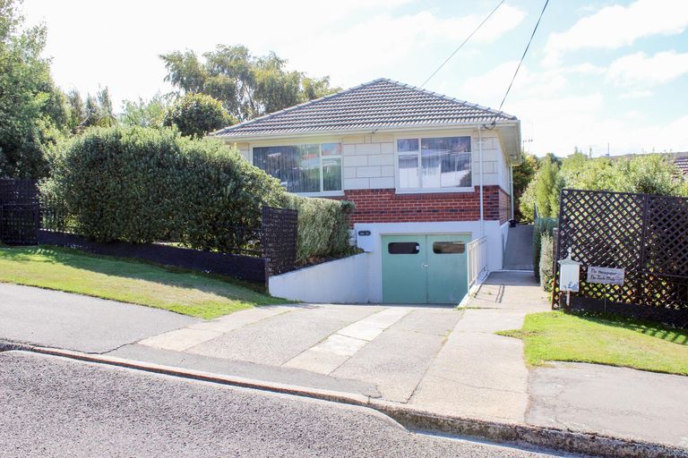 Photo of property in 6 Queens Crescent, Oamaru, 9400