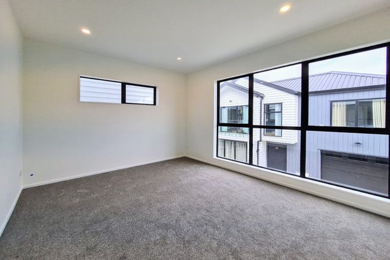 Photo of property in 25 Jandell Crescent, Bucklands Beach, Auckland, 2014