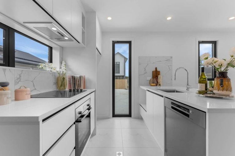 Photo of property in 1/163 Russell Road, Manurewa, Auckland, 2102