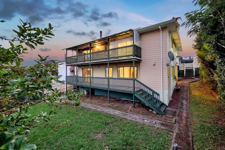 Photo of property in 81 Garton Drive, Massey, Auckland, 0614