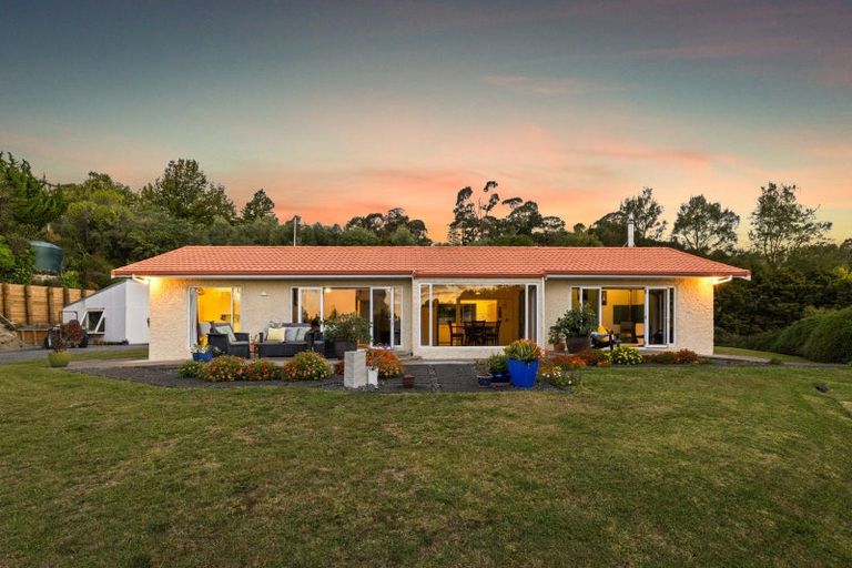 Photo of property in 132 Lane Road, Havelock North, 4130