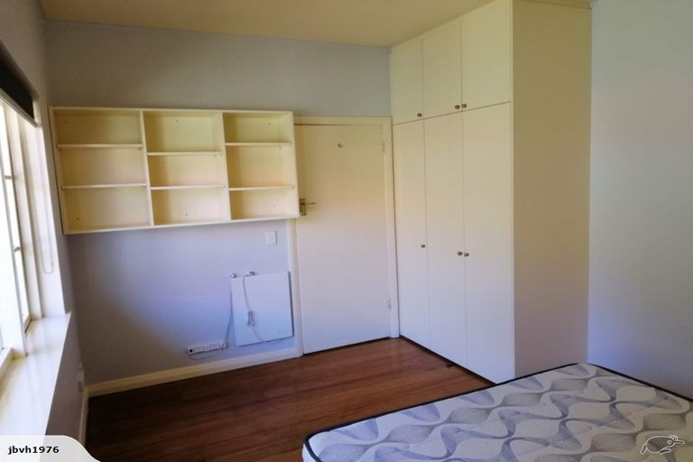 Photo of property in 28u5 Clifton Terrace, Kelburn, Wellington, 6012