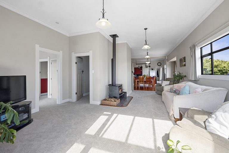 Photo of property in 376 Tukapa Street, Hurdon, New Plymouth, 4310