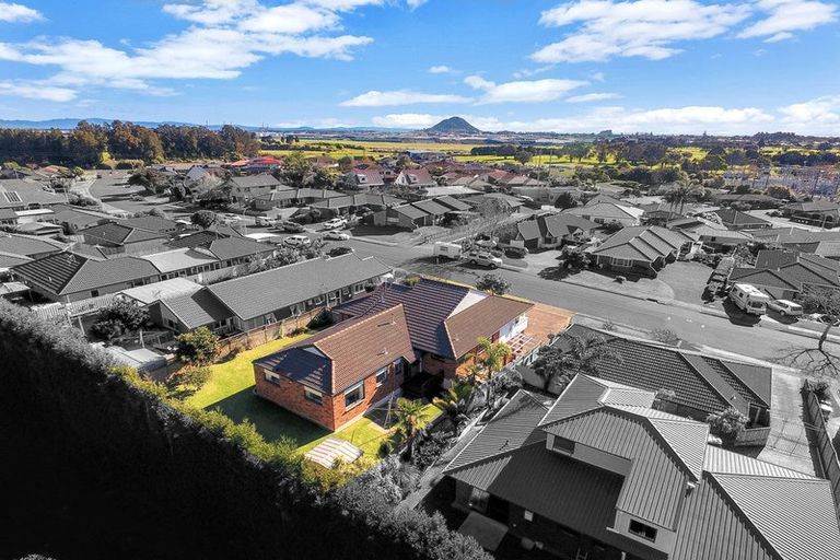Photo of property in 34 Bayfair Drive, Mount Maunganui, 3116