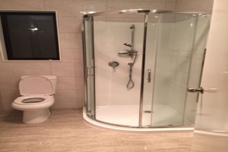 Photo of property in 47 Murvale Drive, Bucklands Beach, Auckland, 2014