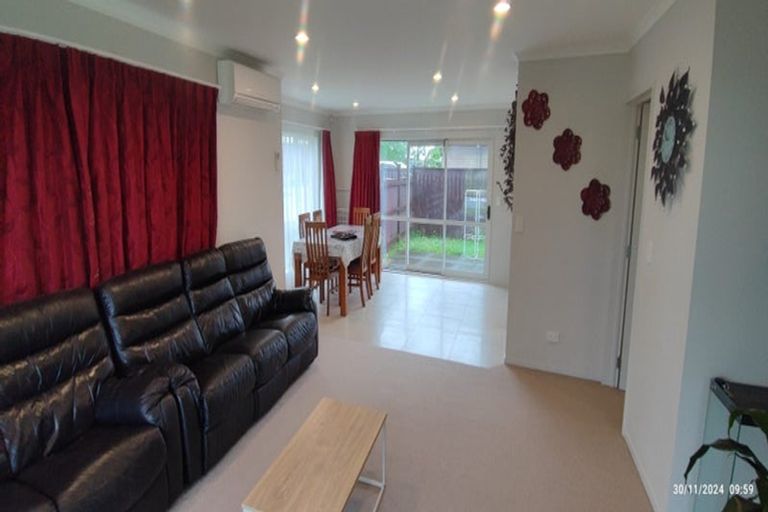 Photo of property in 13 Manene Street, Wattle Downs, Auckland, 2103