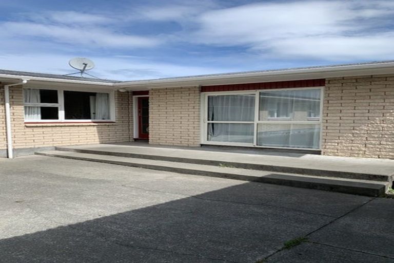 Photo of property in 42 Burnett Street, Ashburton, 7700