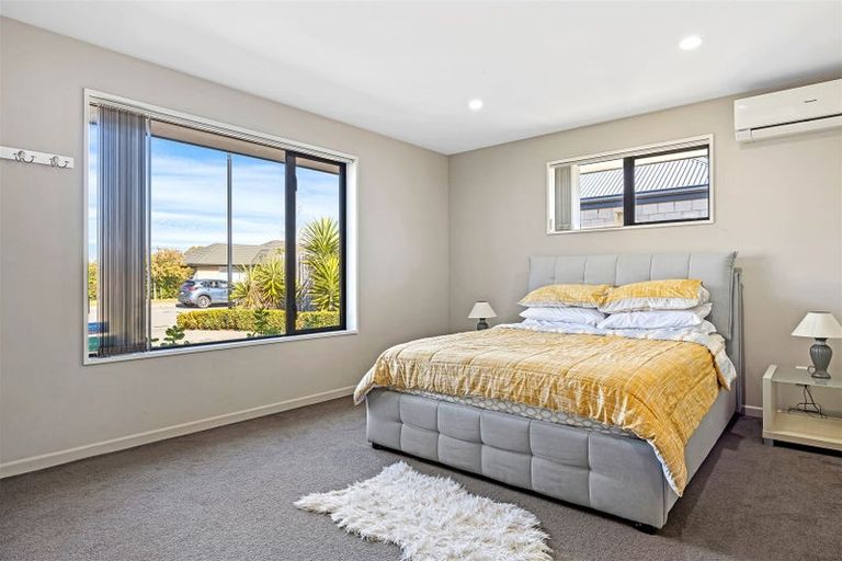 Photo of property in 89 Rannoch Drive, Broomfield, Christchurch, 8042