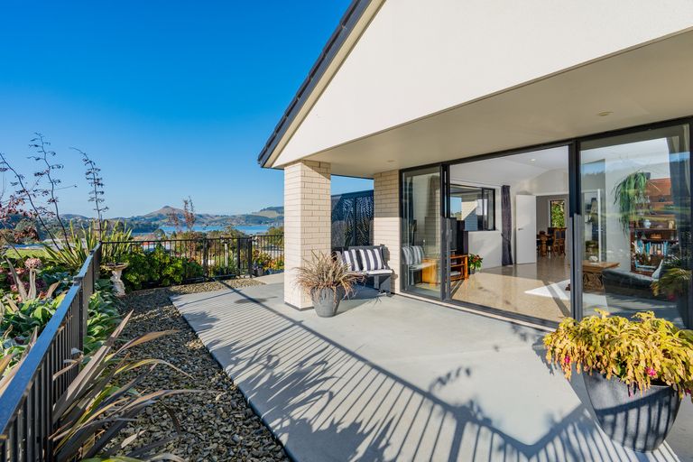 Photo of property in 9 Goddard Way, Sawyers Bay, Port Chalmers, 9023