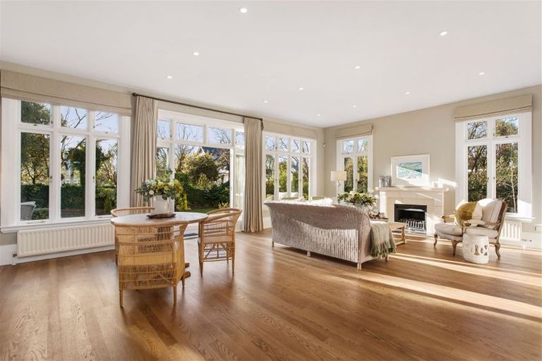 Photo of property in 55 Innes Road, St Albans, Christchurch, 8052