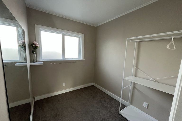 Photo of property in 11 George Street, Riccarton, Christchurch, 8041