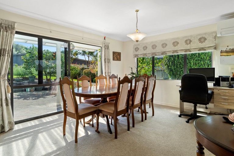 Photo of property in 32 Highgrove Place, Bethlehem, Tauranga, 3110