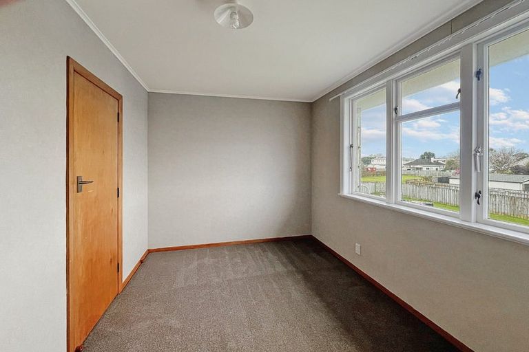 Photo of property in 2-4 Devon Crescent, Bulls, 4818