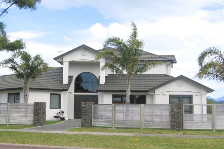 Photo of property in 28 Sheppard Avenue, Pauanui, Hikuai, 3579