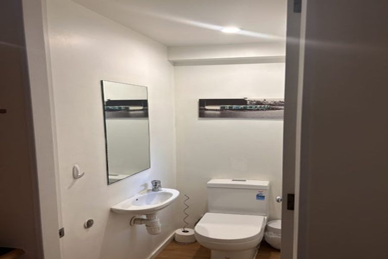 Photo of property in Sirocco Apartments, 804/8 Church Street, Wellington Central, Wellington, 6011