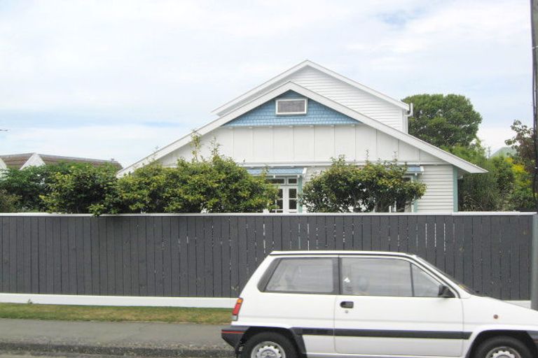 Photo of property in 98 Knowles Street, St Albans, Christchurch, 8052