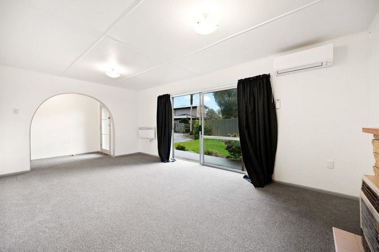 Photo of property in 23 Berkley Avenue, Hillcrest, Hamilton, 3216