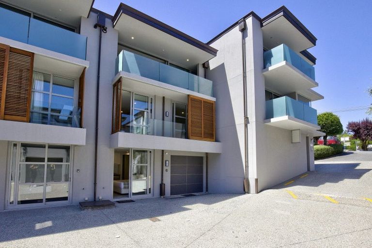 Photo of property in The Beeches Apartments, 4/60 Hallenstein Street, Queenstown, 9300