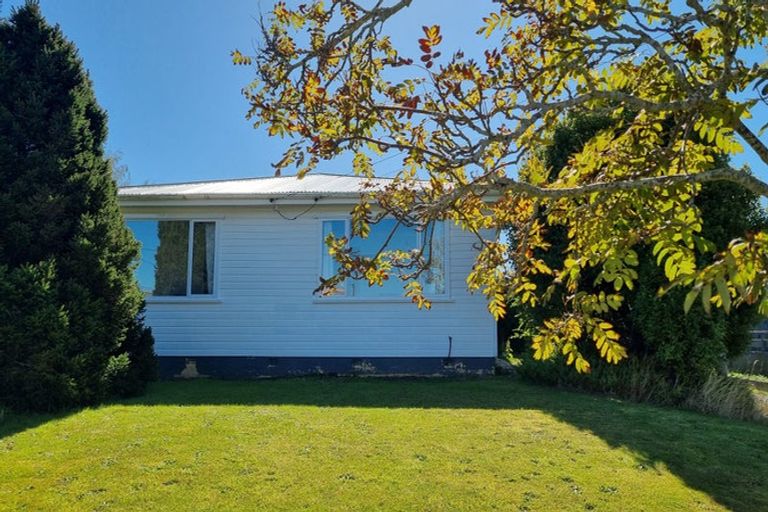 Photo of property in 80 Half Mile Road, Tuatapere, 9620