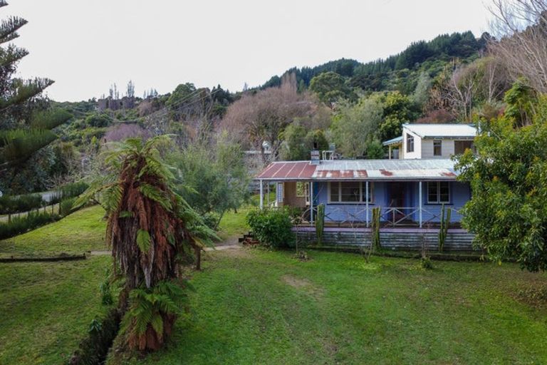 Photo of property in 56 Pohara Valley Road, Pohara, Takaka, 7183
