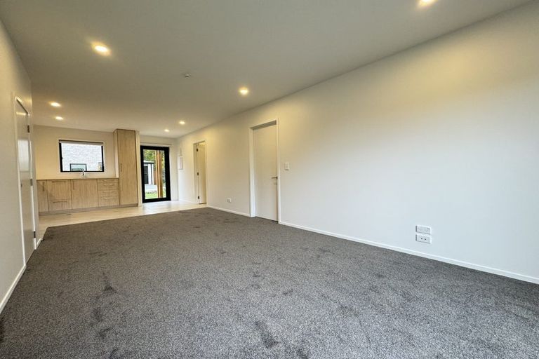 Photo of property in 3/9 Matata Place, Dallington, Christchurch, 8061