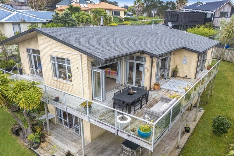 Photo of property in 5 Palm Cove, Arkles Bay, Whangaparaoa, 0932