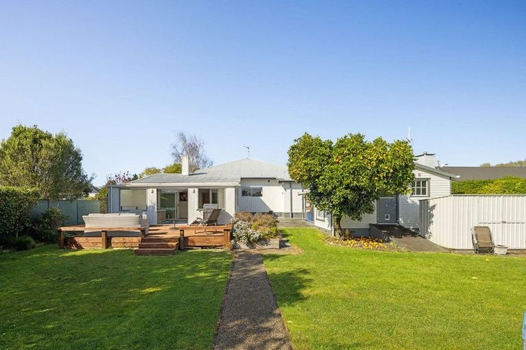 Photo of property in 40a Clare Street, Cambridge, 3434