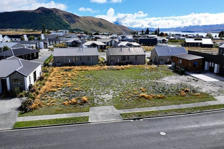 Photo of property in 7 Coulson Lane, Lake Tekapo, 7999