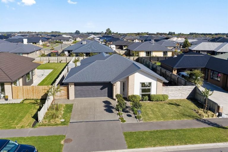 Photo of property in 4 Lawrence Drive, Rolleston, 7614