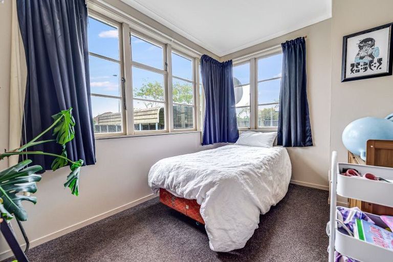 Photo of property in 7 Armitage Place, Fairfield, Hamilton, 3214