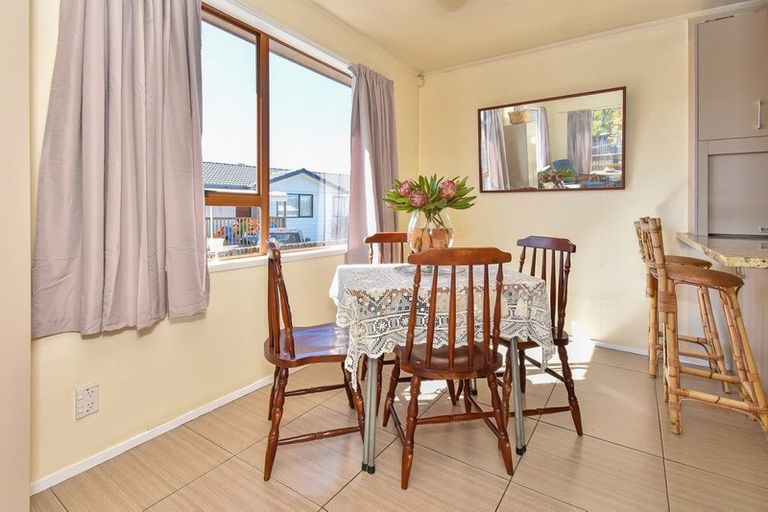 Photo of property in 55 Catkin Crescent, Papatoetoe, Auckland, 2025