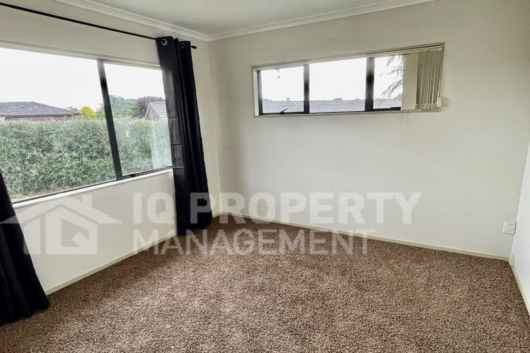 Photo of property in 35 Peninsula Road, Mangere, Auckland, 2022