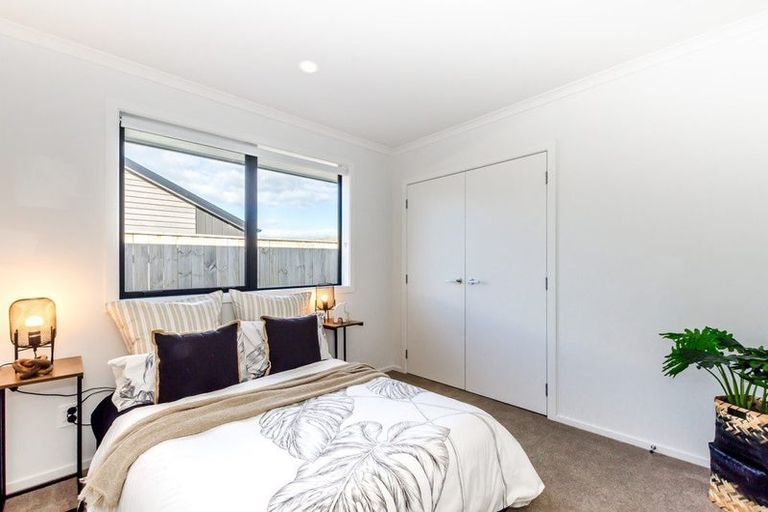 Photo of property in 6 Kaiwaru Place, Waikanae, 5036