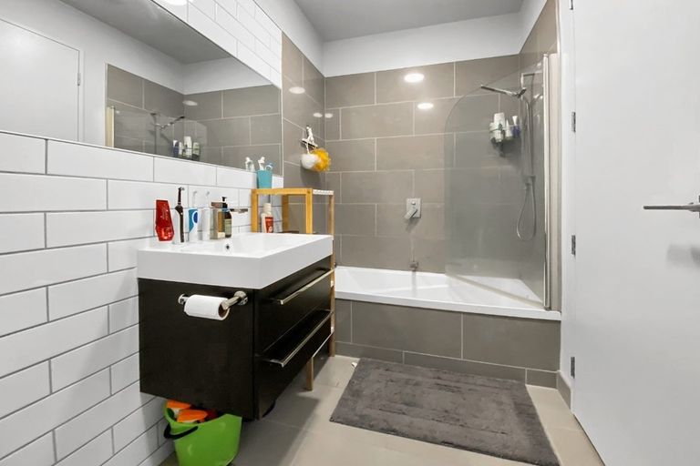 Photo of property in Detroit Apartments, 37/181u Tasman Street, Mount Cook, Wellington, 6021