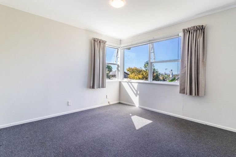Photo of property in 10 Mcquarrie Avenue, Wattle Downs, Auckland, 2103