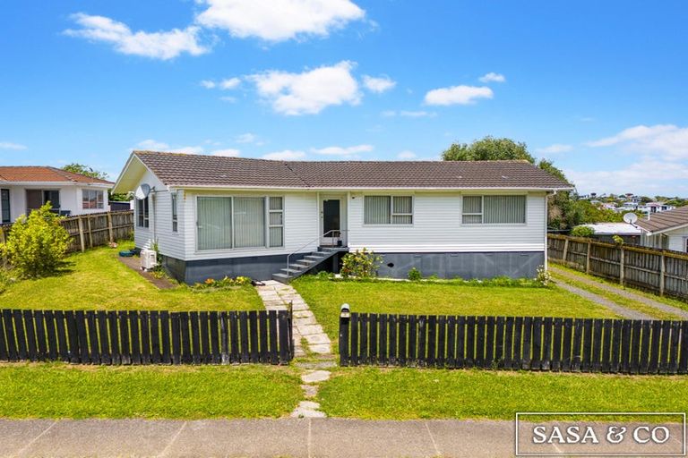 Photo of property in 3 Ilford Crescent, Mangere, Auckland, 2022
