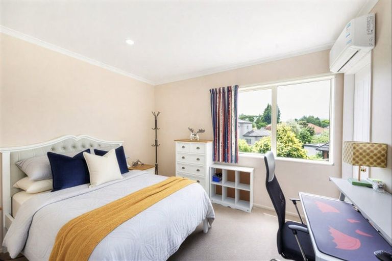 Photo of property in 9 Balmoral Drive, Terrace End, Palmerston North, 4410