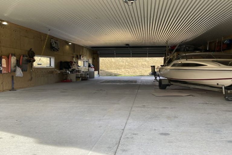 Photo of property in 211 Mcarthur Road, Springvale, Alexandra, 9391