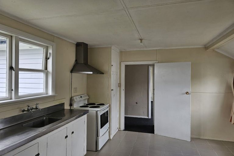 Photo of property in 15 Cameron Crescent, Masterton, 5810