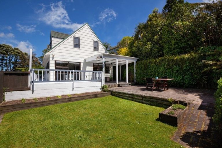 Photo of property in 213 Ngamotu Road, Spotswood, New Plymouth, 4310