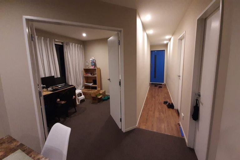 Photo of property in 16 Ragley Way, Rolleston, 7615