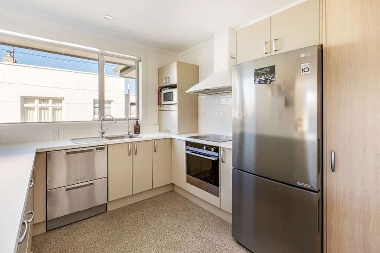 Photo of property in 2 William Street, Gore, 9710