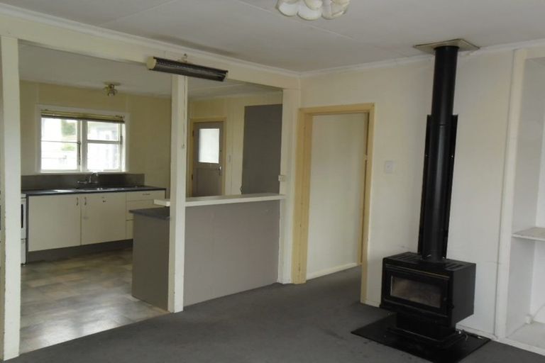 Photo of property in 73 Fraser Street, Wainuiomata, Lower Hutt, 5014