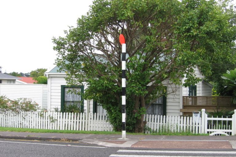 Photo of property in 1/59 Seaview Road, Glenfield, Auckland, 0629